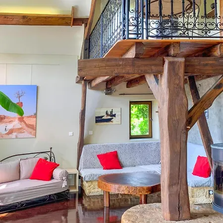 Truffe Du Quercy - Le Colombie Apartment Payrac